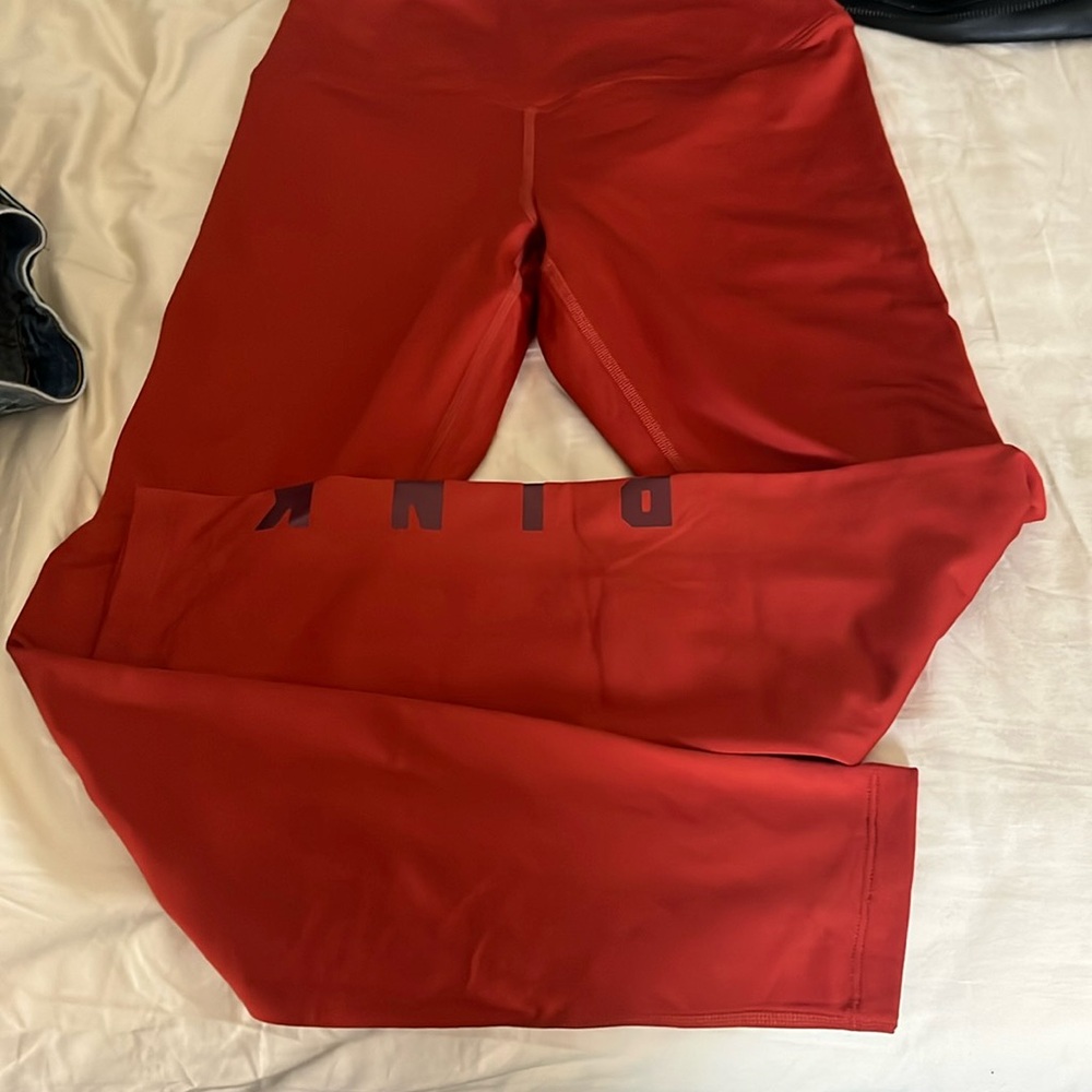 PINK VICTORIA’s SECRET, size medium